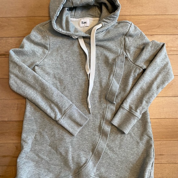 Bae The Label Maternity Nursing Sweater size XS - Picture 1 of 1